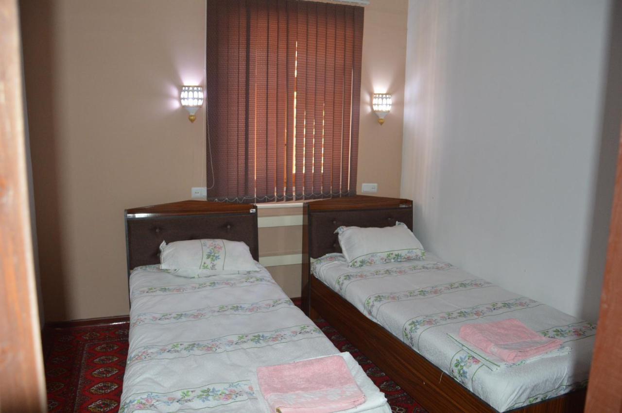 Khiva Mirza Bobur Guest House Værelse billede